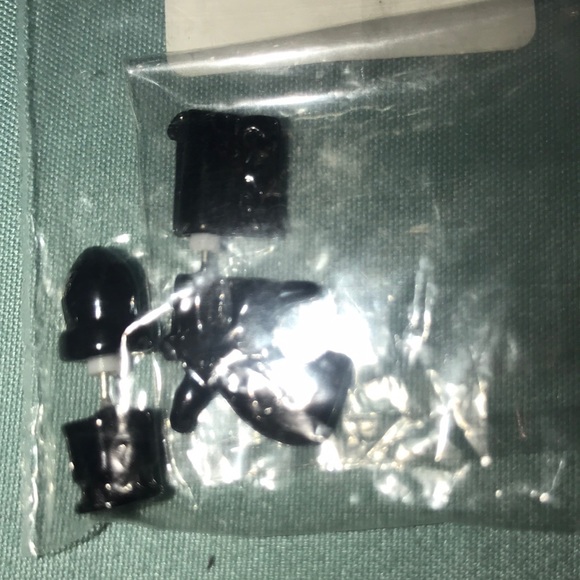 925p EARRINGS & NECKLACE /PISTOL & BULLET EARRINGS - Picture 5 of 8